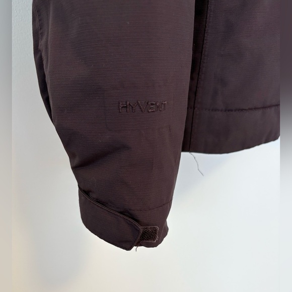 The North Face women’s insulated winter jacket , sz : medium - Picture 4 of 8